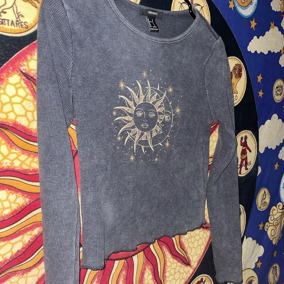 Forever 21 Sun and Moon Long Sleeve Shirt, Size S - Picture 4 of 6